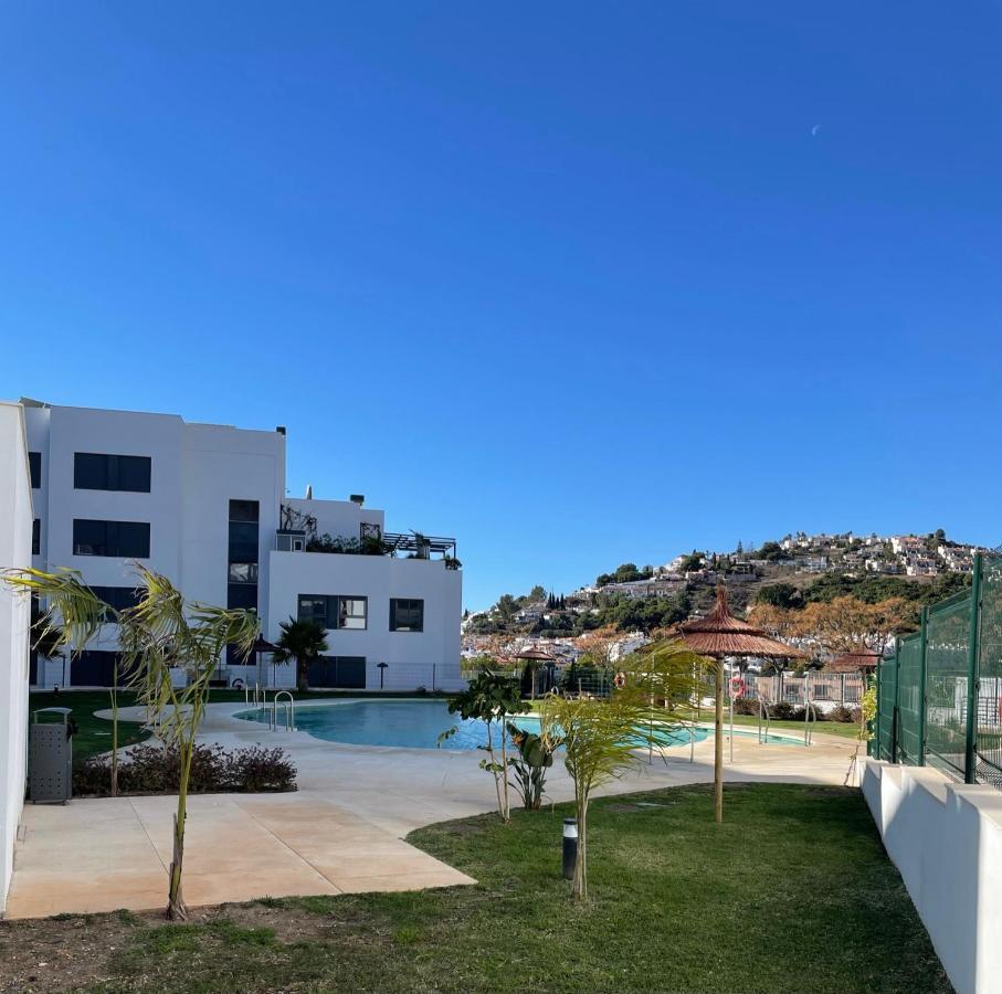 Sunny Penthouse Beach Apartment With Panoramic Views Almuñécar Extérieur photo